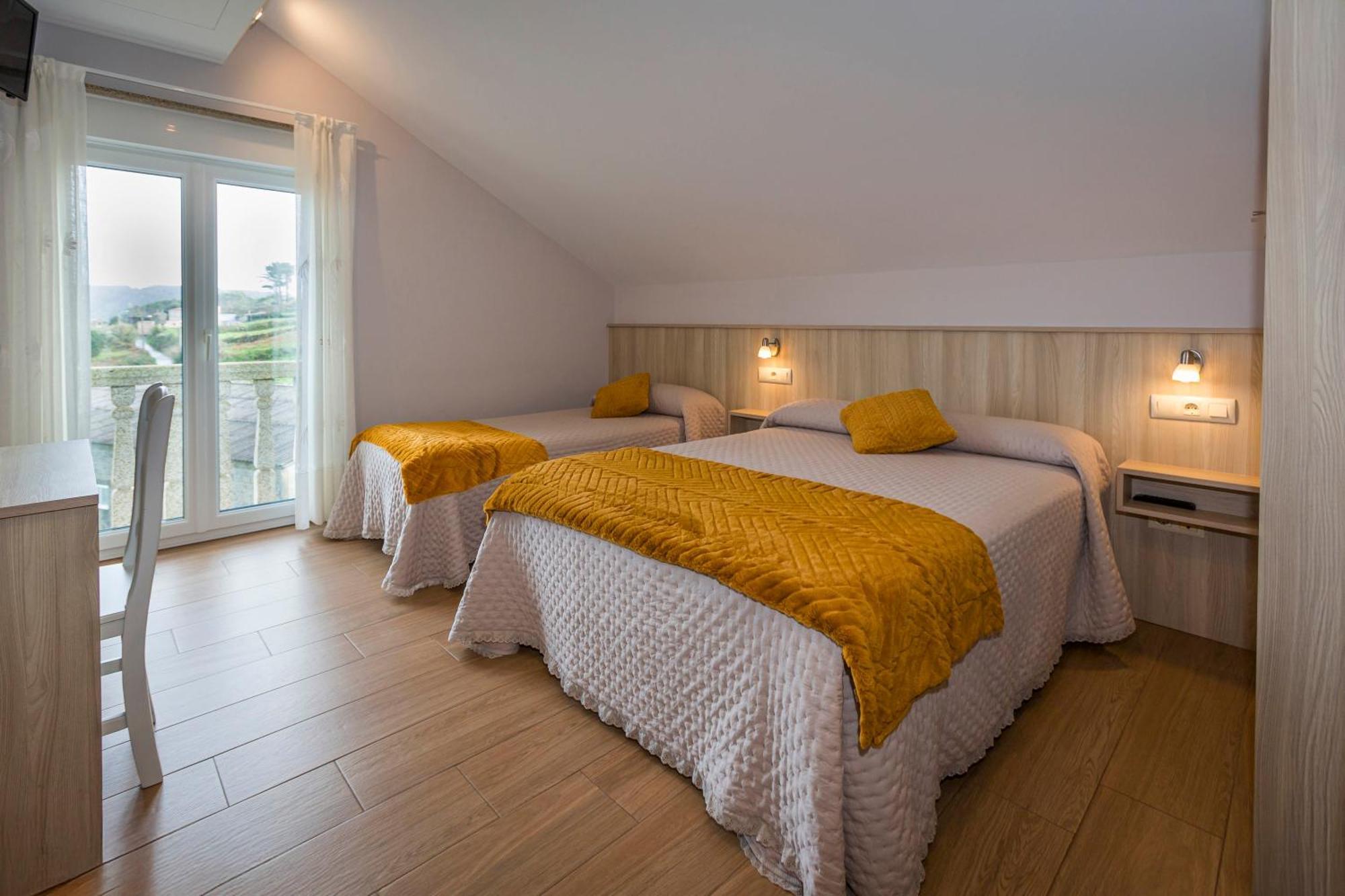 Ferienwohnung Mirador Do Faro Tourinan Muxia Exterior foto